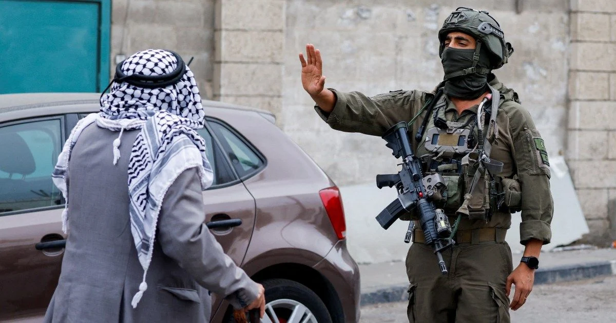 Israel restricts Hebron access at 10 points, displacing thousands