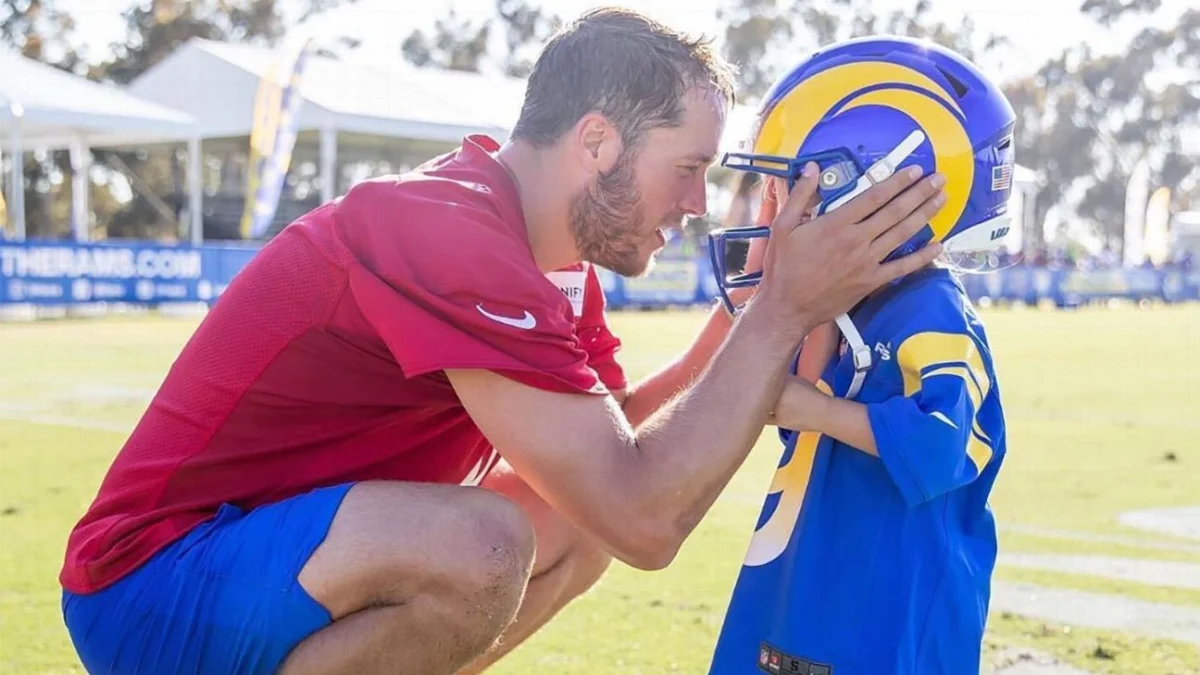 NFL Pros Gain Perspective Coaching Their Kids, ESPN Reports
