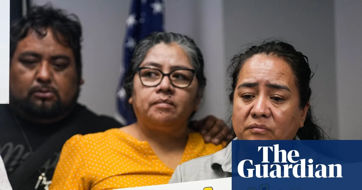 ICE agent crashed into Texas worker while chasing already-dead suspect