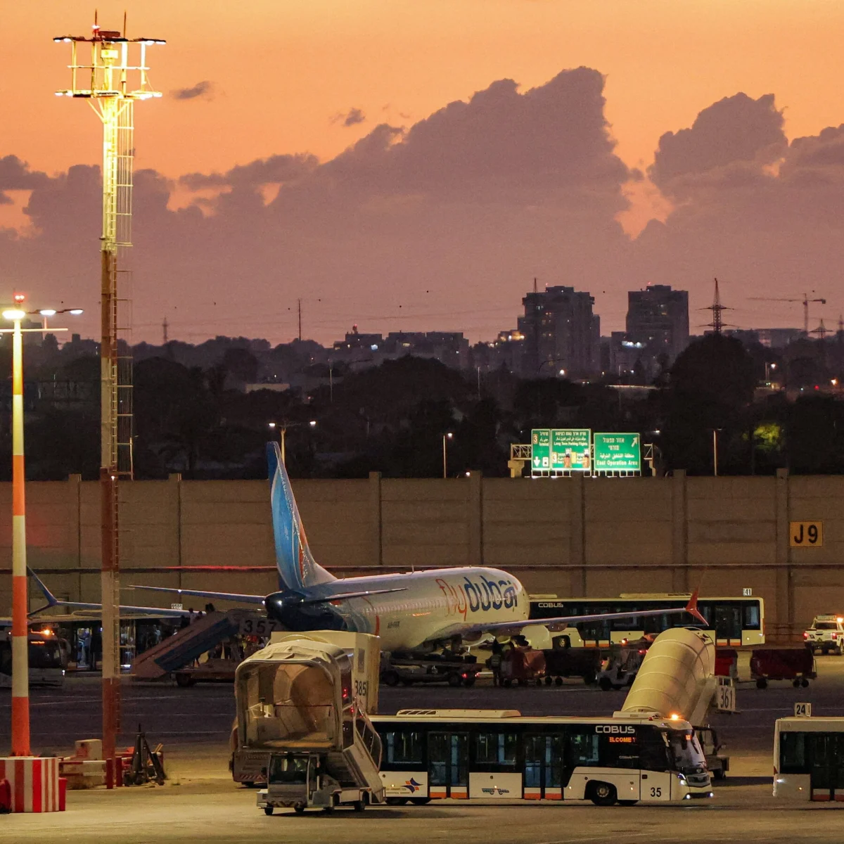 Flydubai Attack Probe Spotlights Co-Pilot’s Time in Australia