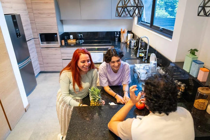 Gen Z Renters Prioritize Investing Over Homeownership for Success