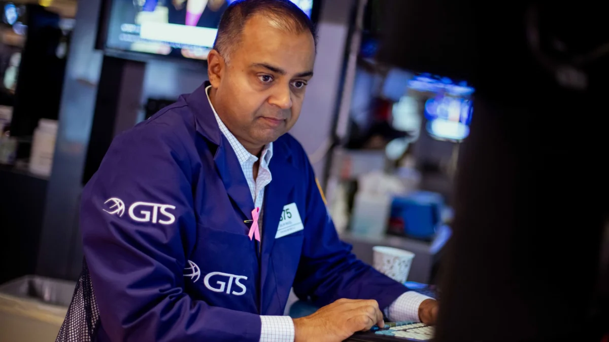 Bond Market Draws Fresh Investor Interest After Sharp Decline