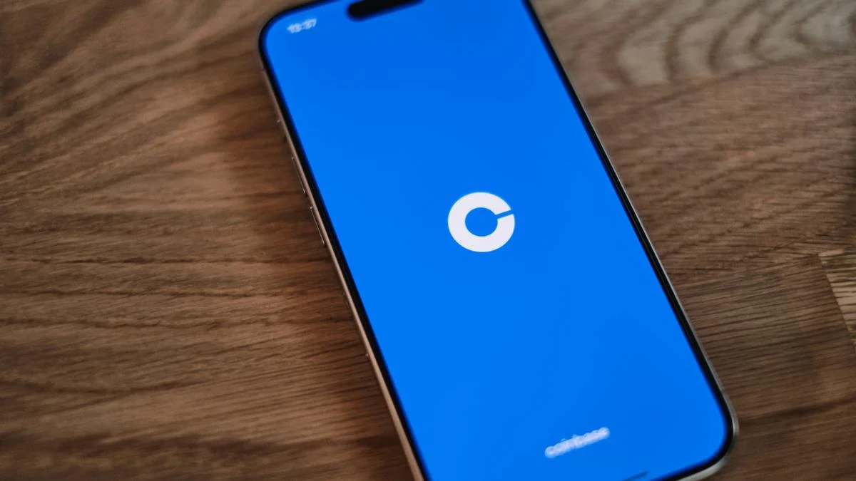 Irish Central Bank Fines Coinbase Ireland $3.6 Million Over Safeguards