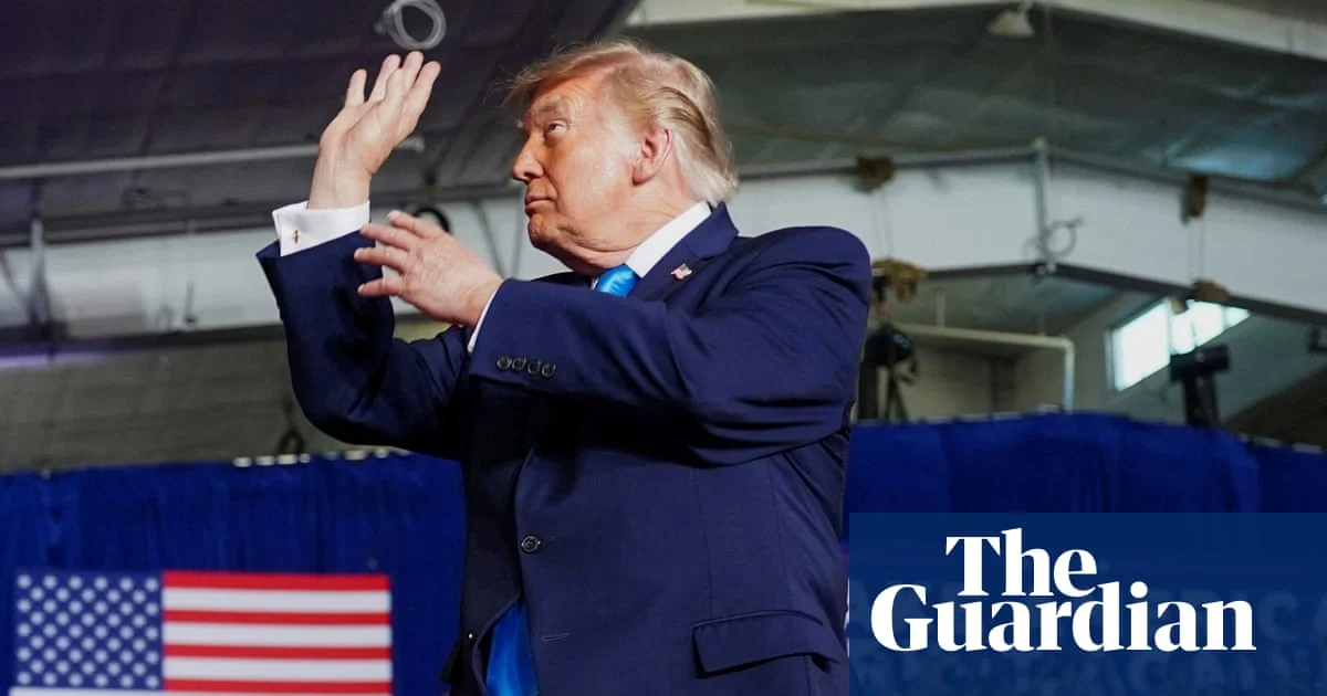 Polls Suggest Democrats Could Take Back US Senate as Trump Vows GOP Victory