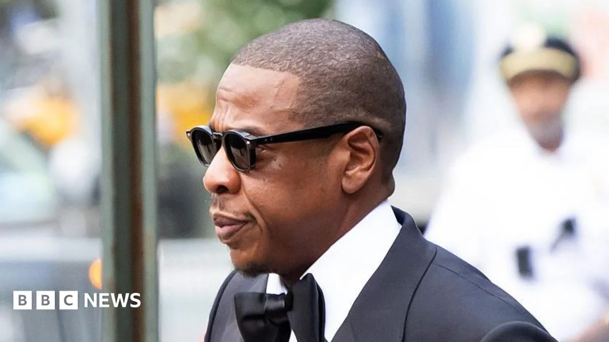 Jay-Z to Perform at Super Bowl Halftime Show