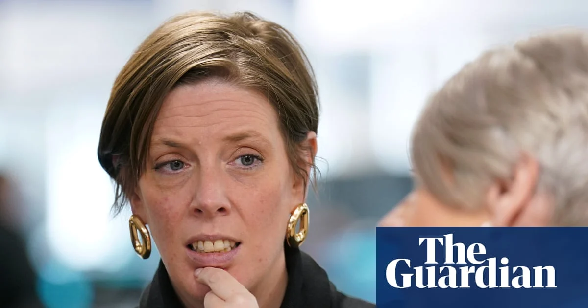 Jess Phillips urges Supreme Court to overturn domestic abuse ruling