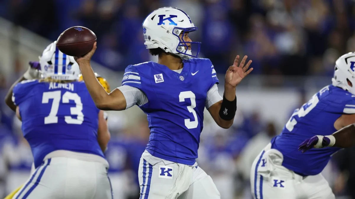 Kentucky Stuns No. 10 LSU on OT Two-Point Conversion