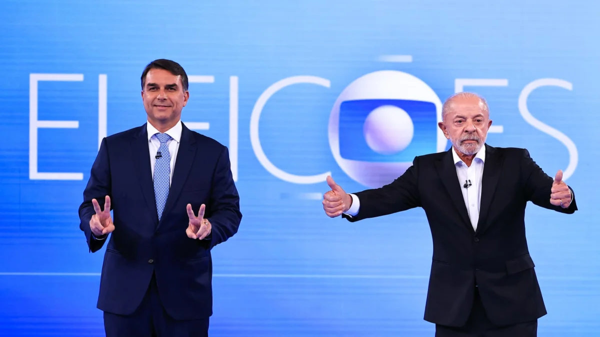 Lula and Bolsonaro Rally Supporters Ahead of Brazil Runoff