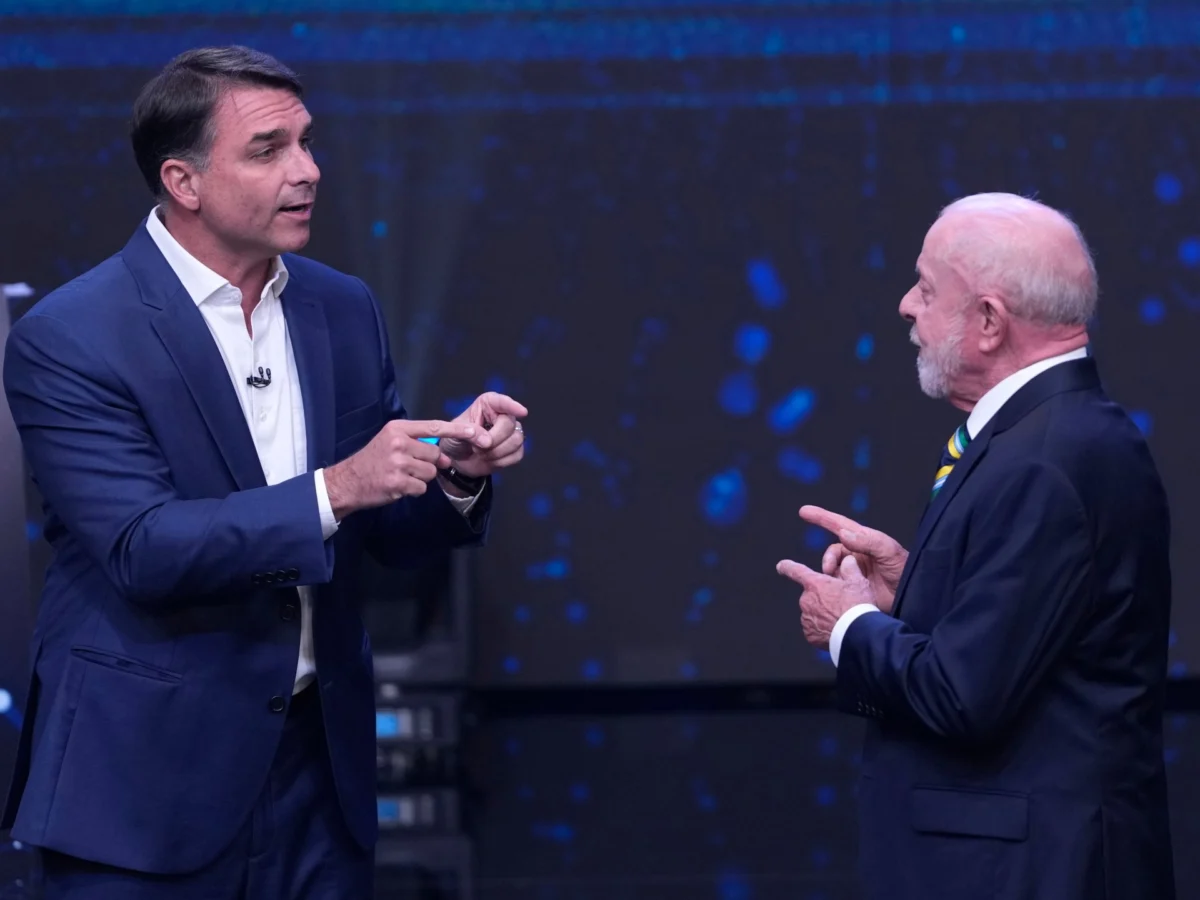 Lula and Bolsonaro attack each other before Brazil runoff