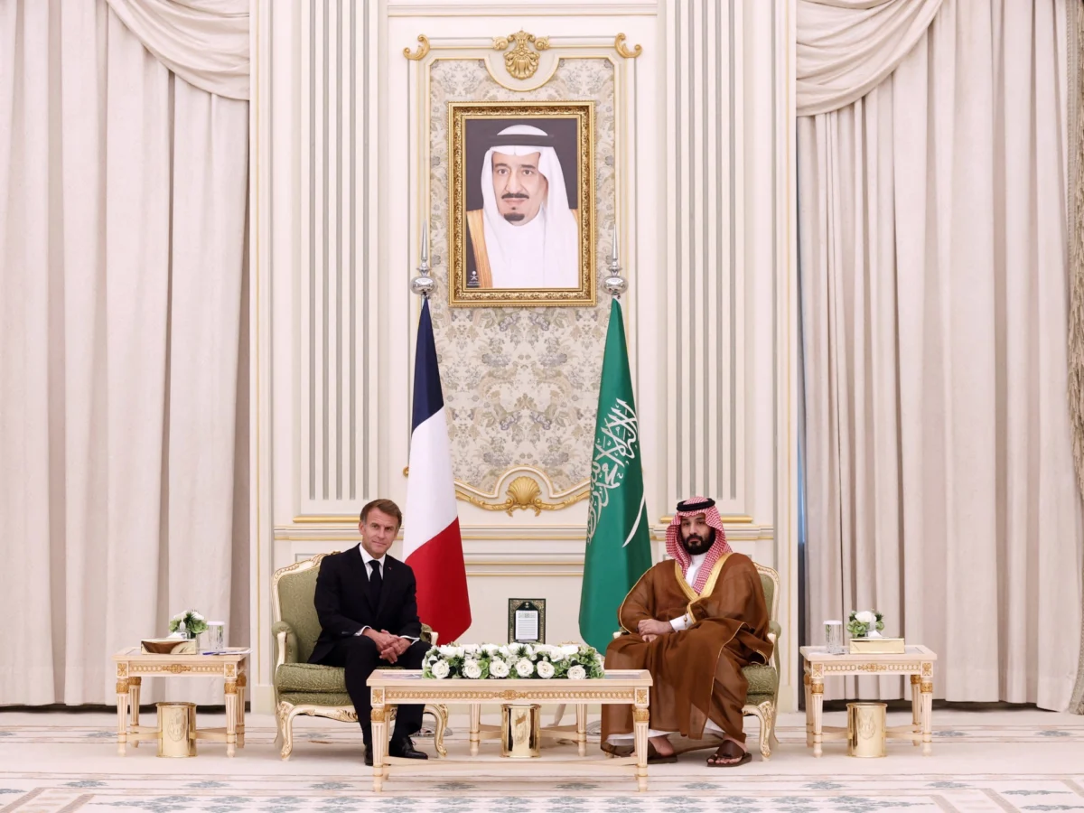 Macron Makes Surprise Saudi Visit to Secure Diesel Supplies