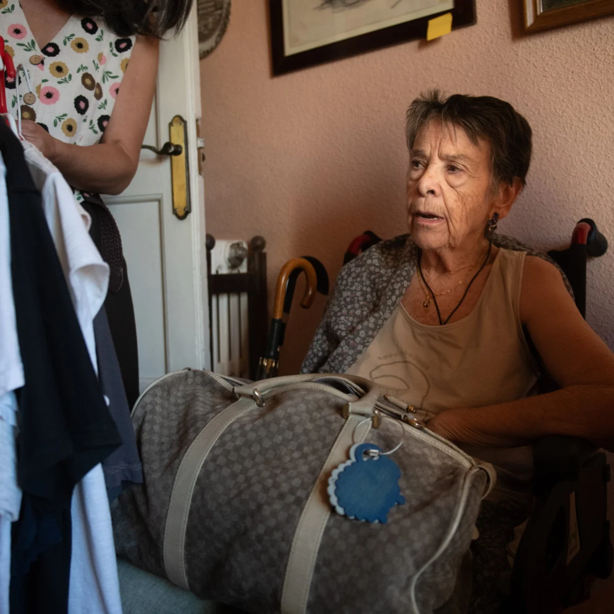 Symbol of Spain’s Housing Crisis Dies at 87 After Eviction