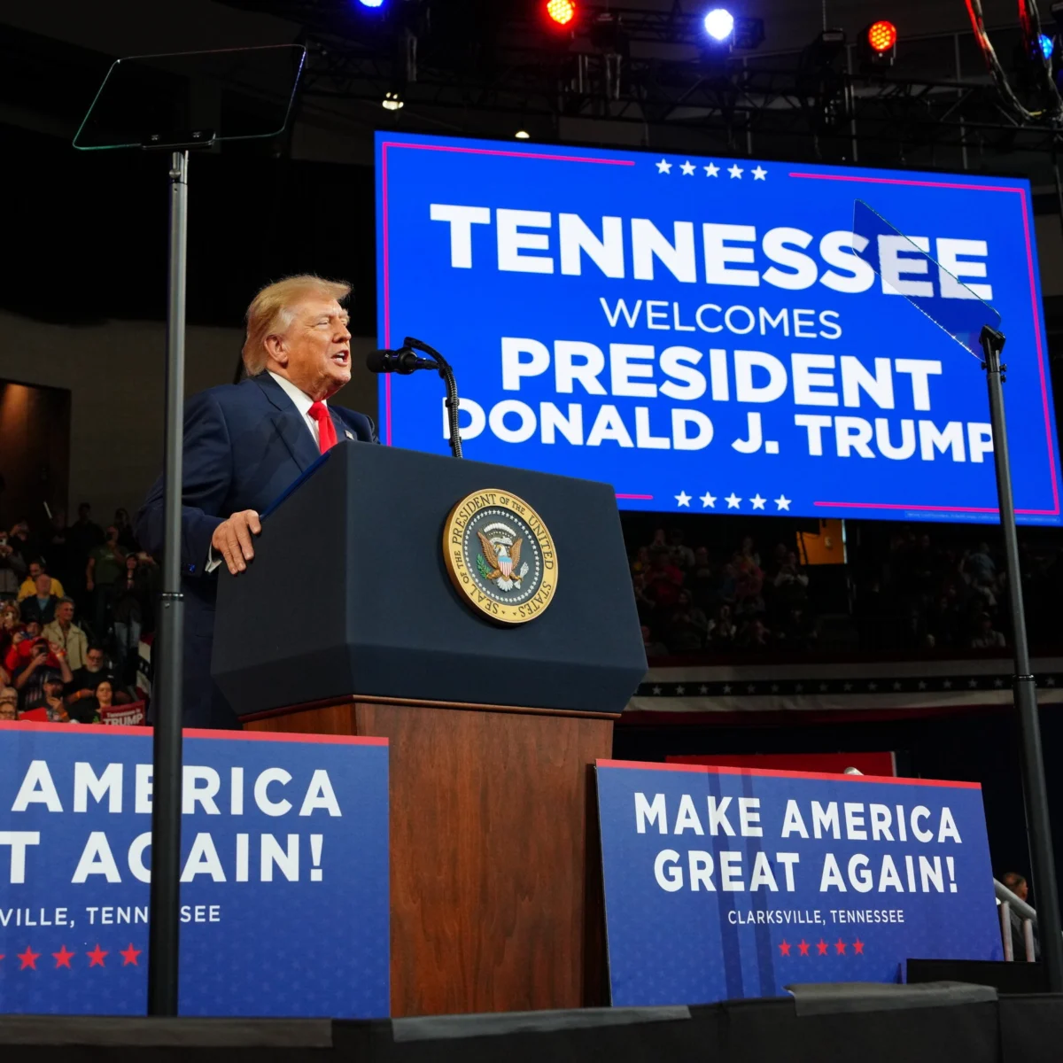 Trump Rally Attendees Back Public Execution Livestream Plan