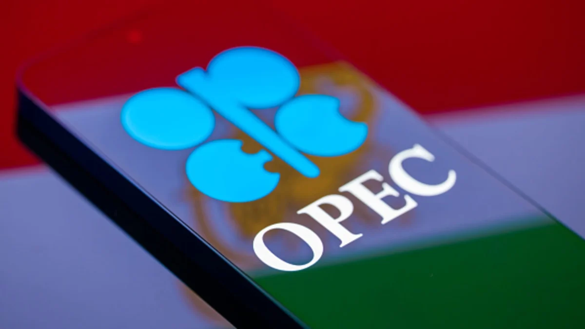OPEC+ Keeps November Oil Output Targets Steady Amid Disruptions