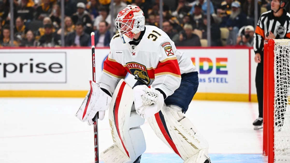 Panthers Sign 6-9 Goalie Cooper Black, Tallest in NHL History
