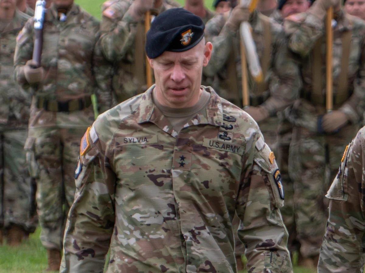 Pentagon Fires General Over Alleged Classified Leaks to Media