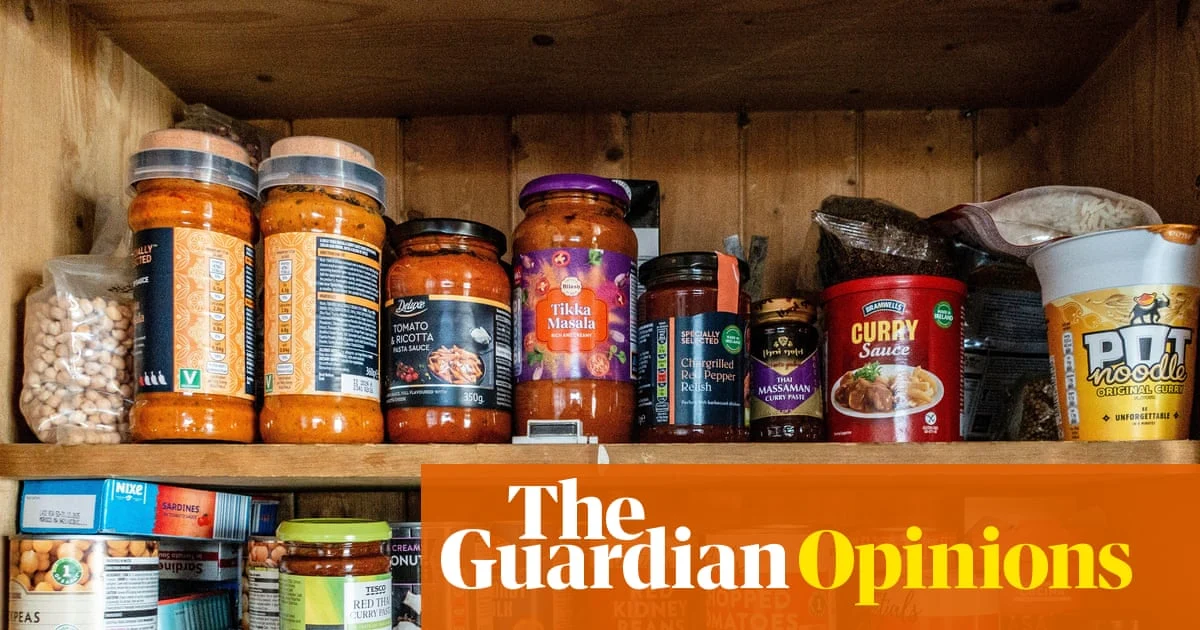 UK Households Stockpile Supplies as Government Urges Preparedness