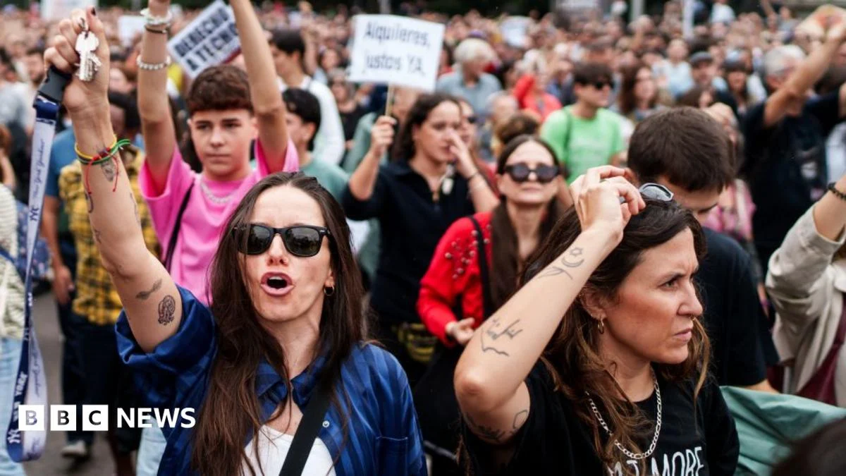 Spain Braces for Over 50 Housing Protests After Legislative Setback