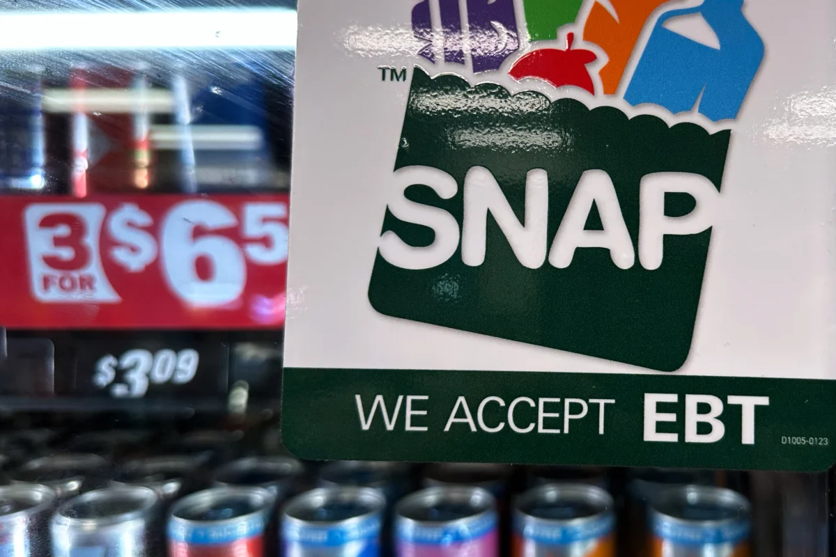 Republicans’ SNAP Changes Roll Out Amid Midterm Crunch