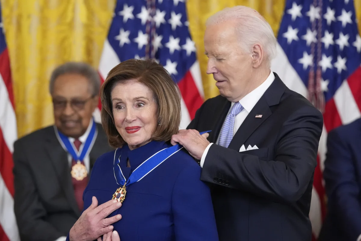 Republicans Lack Clear Midterm Attack Target