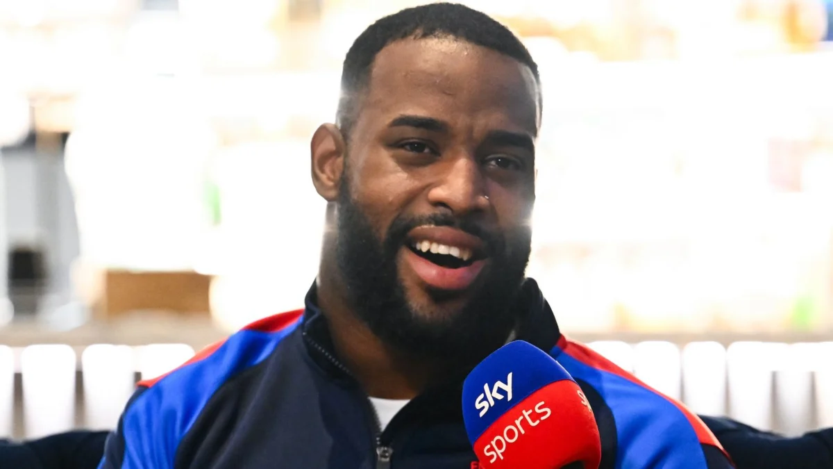 Rising star Domingos hopes to mastermind England’s World Cup retention