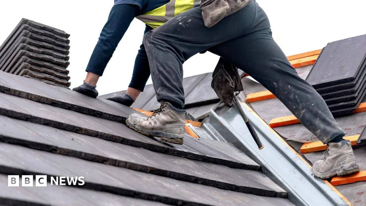 Roofing Scammers Con Homeowners Out of Thousands in Pounds