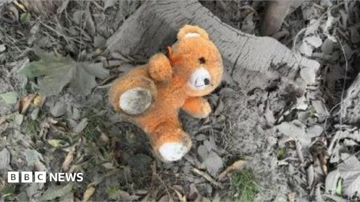 Russian Glide Bomb Attack on Zaporizhzhia Kills At Least 15 People