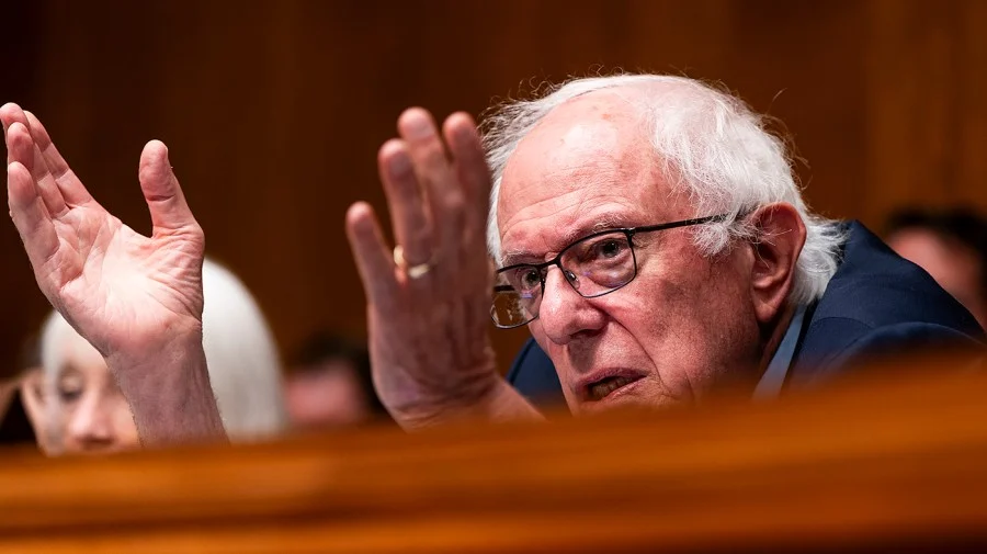 Sanders Backs Pope Leo XIV’s Call to Protect Human-Made Art