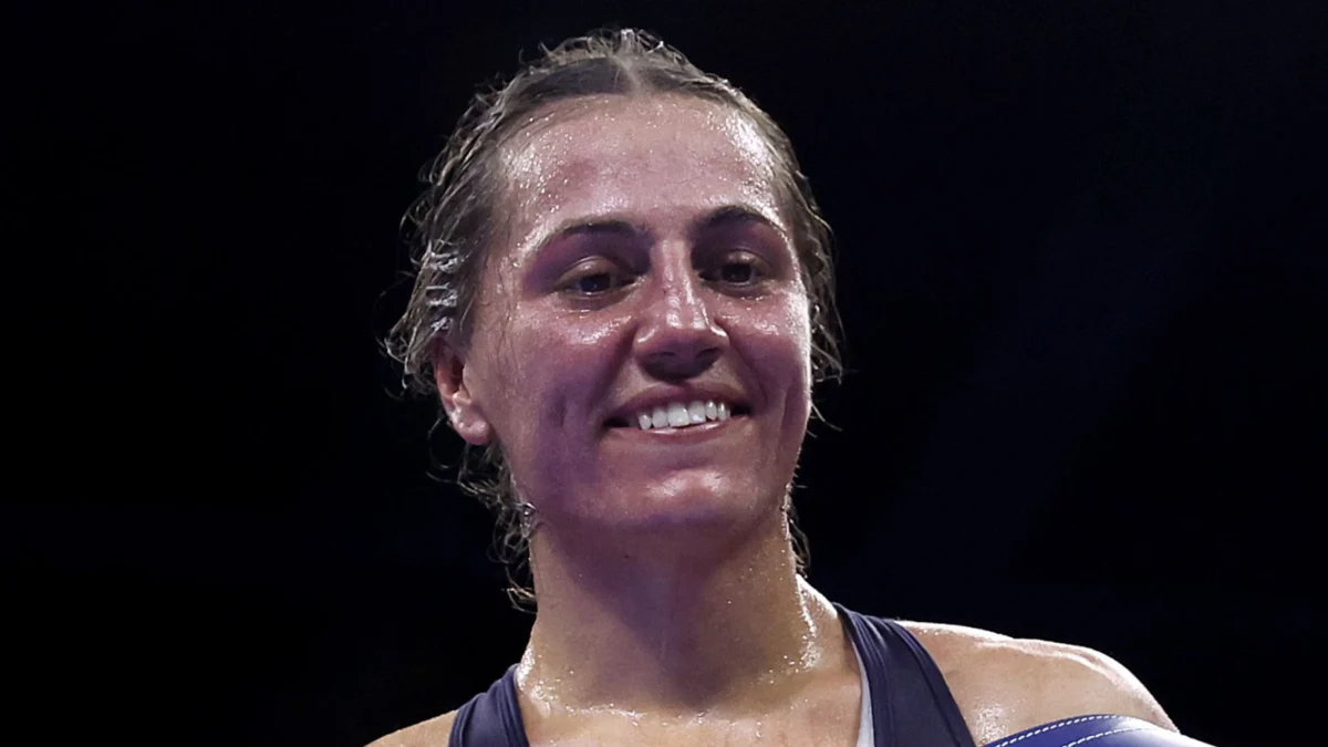 Ellie Scotney withdraws from WBC featherweight title fight