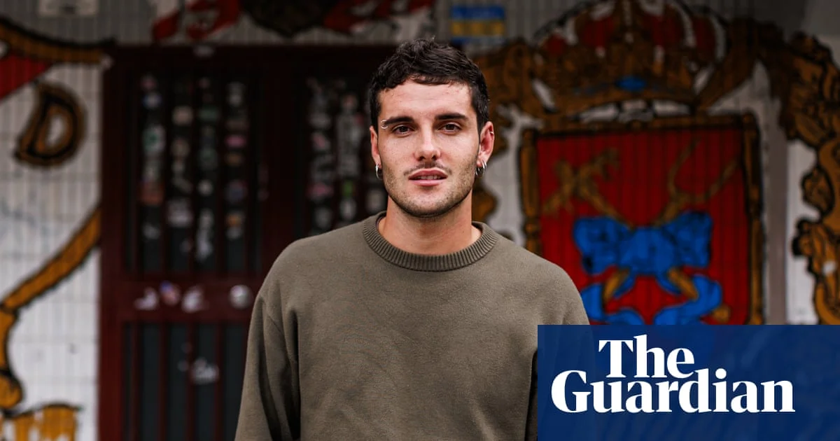 Sergio Camello: Rayo Vallecas Return Amid Safety Concerns and Fan Boycott