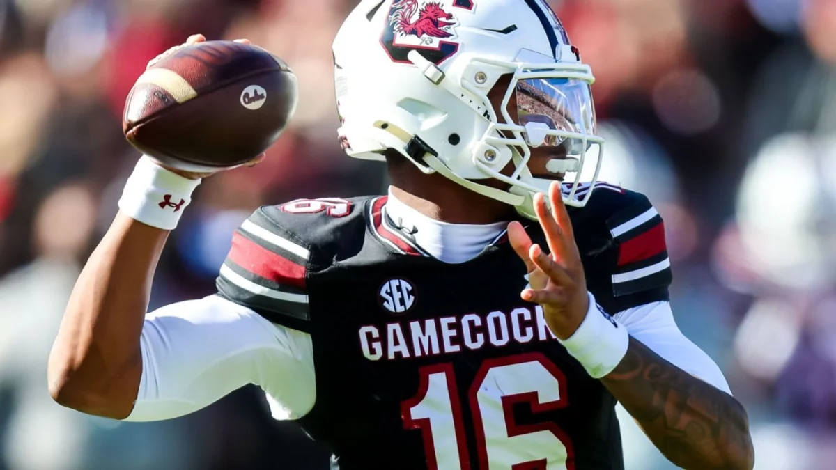 Gamecocks Give Backup QB More Reps Over Starting QB