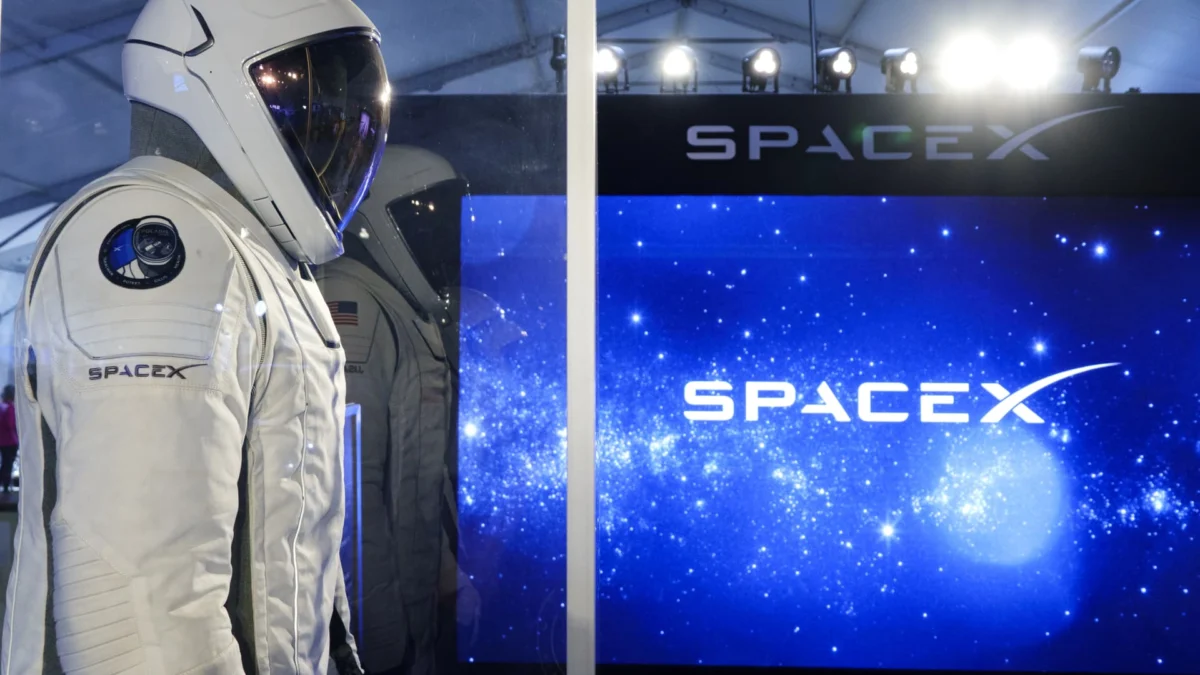 SpaceX Shares Rise 10% After Earnings Beat, Musk Floats Tesla Merger