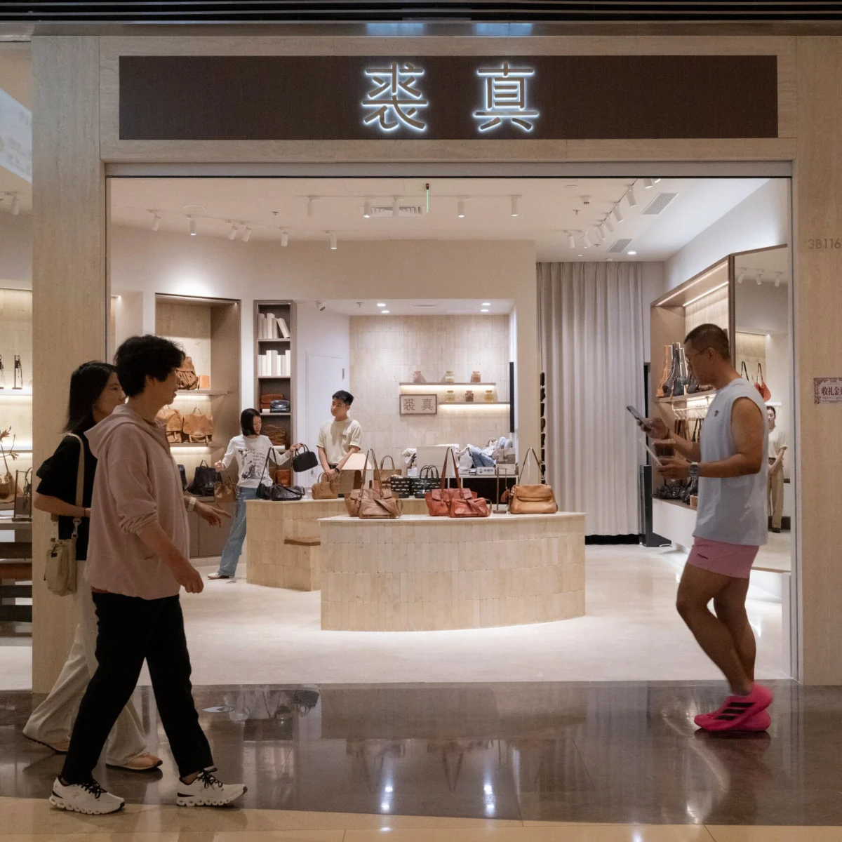 Exports Steady Chinese Growth Amid Domestic Slowdown