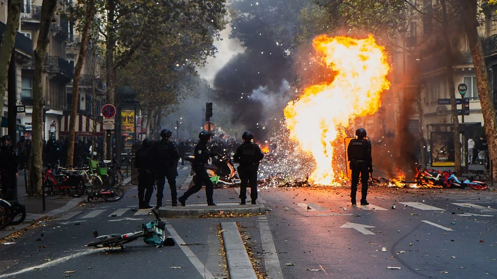 France Faces Calls for Economic Reform After Protests