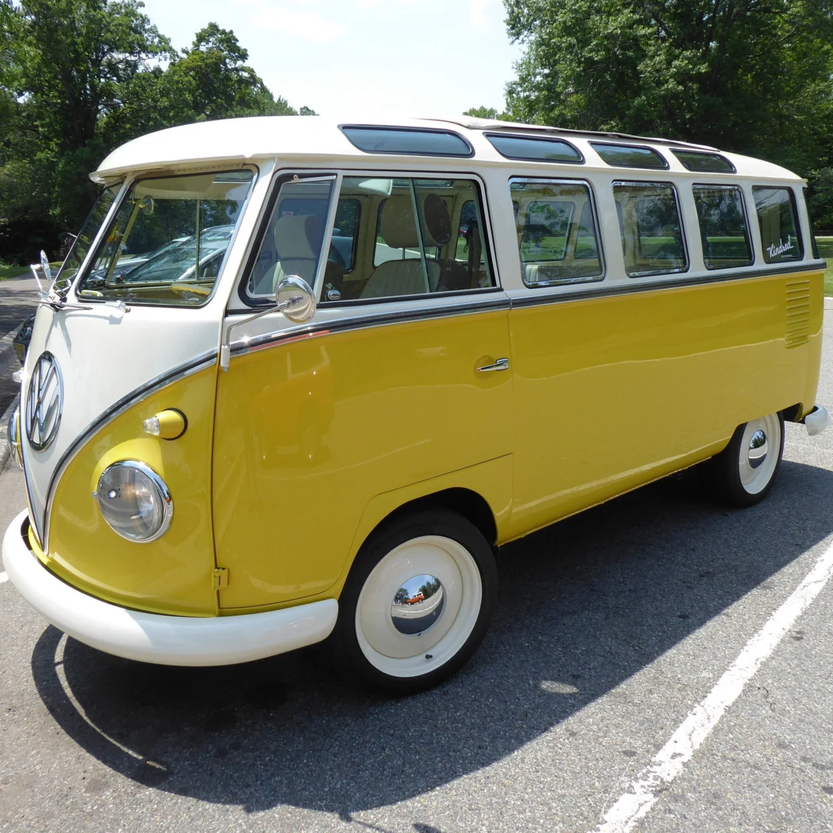 Electrified VW Bus Returns, Aiming at Affluent Buyers