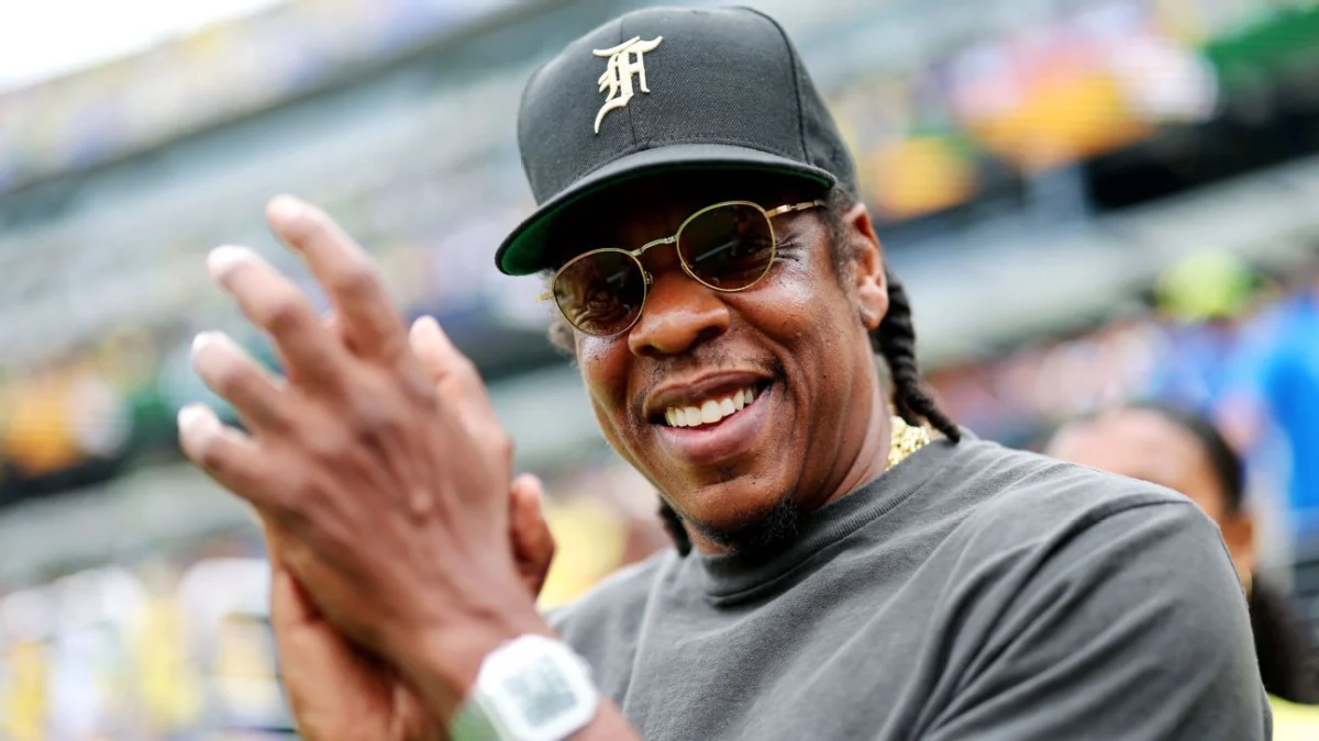 Super Bowl Halftime Hints Point to Jay-Z Selection