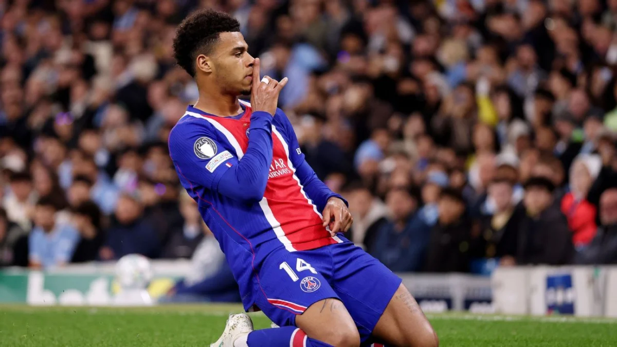 Premier League Clubs Track PSG Winger Doué Amid Transfer Buzz