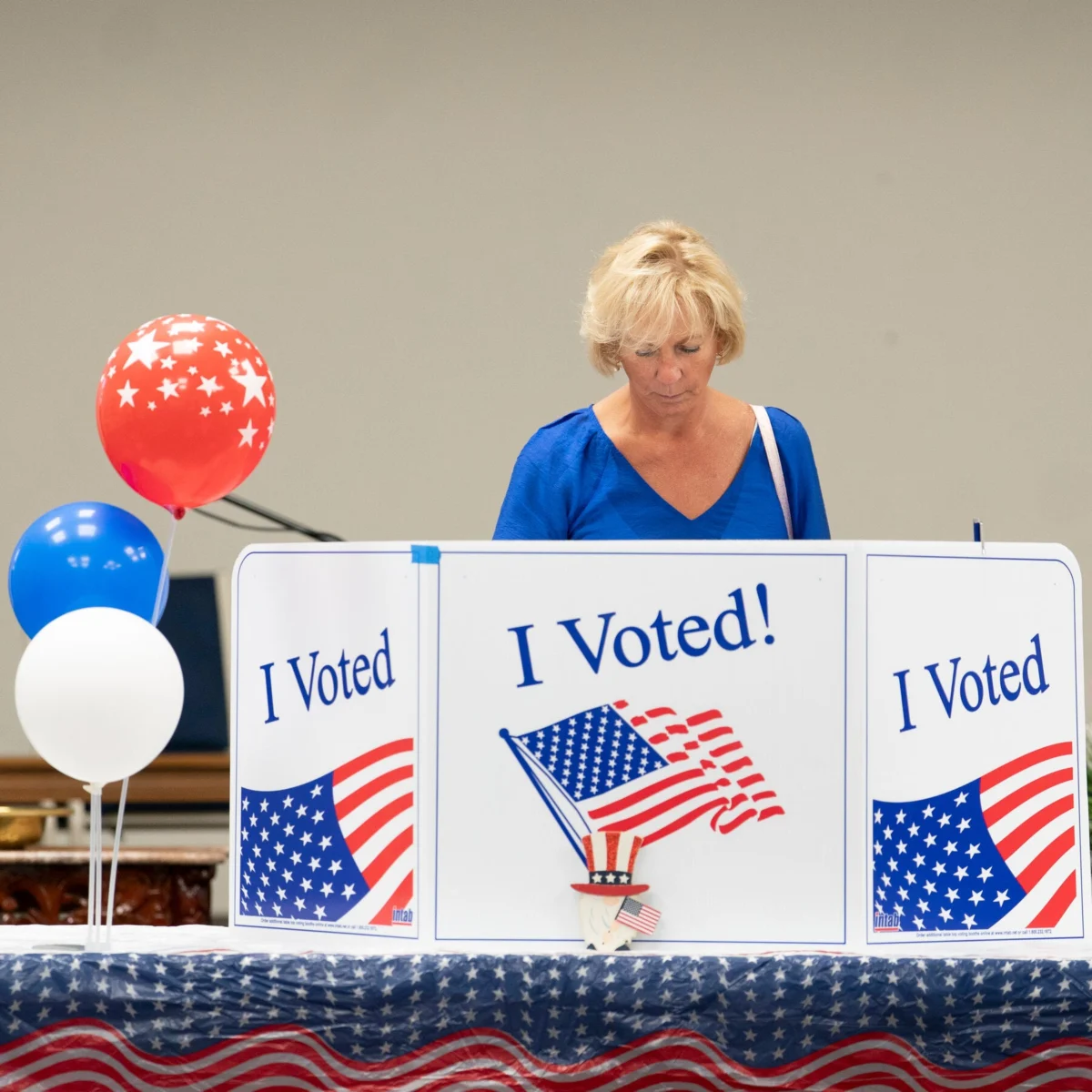 Trump Administration Expands Midterm Election Interventions Amid Unclear Israeli Vote