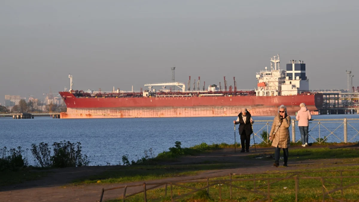 Trump Administration May Allow More Russian Diesel Imports
