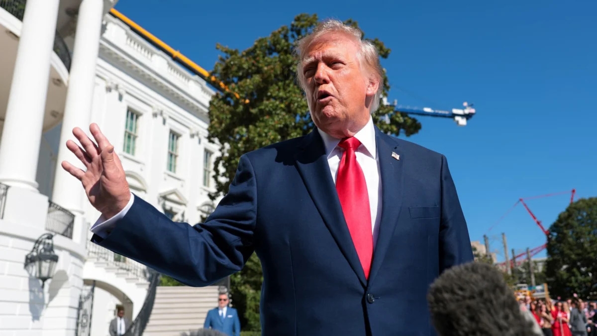 Trump Resists Iran Deal as US Readies Possible Military Action