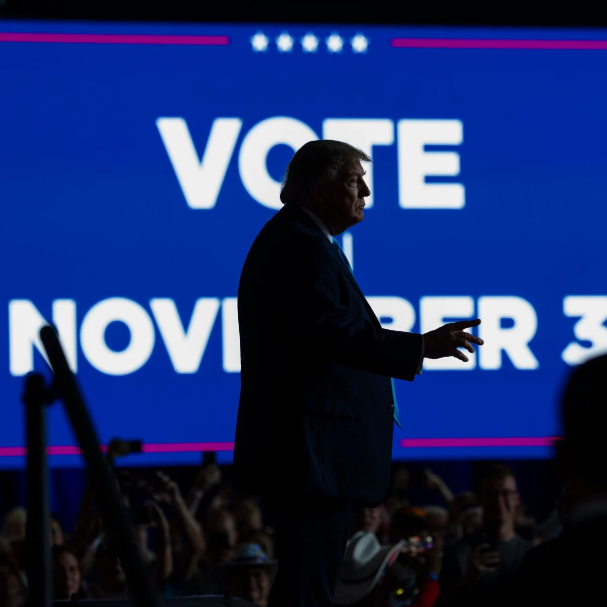 Trump’s Voting Claims Fuel Concerns Over Midterm Result Challenges