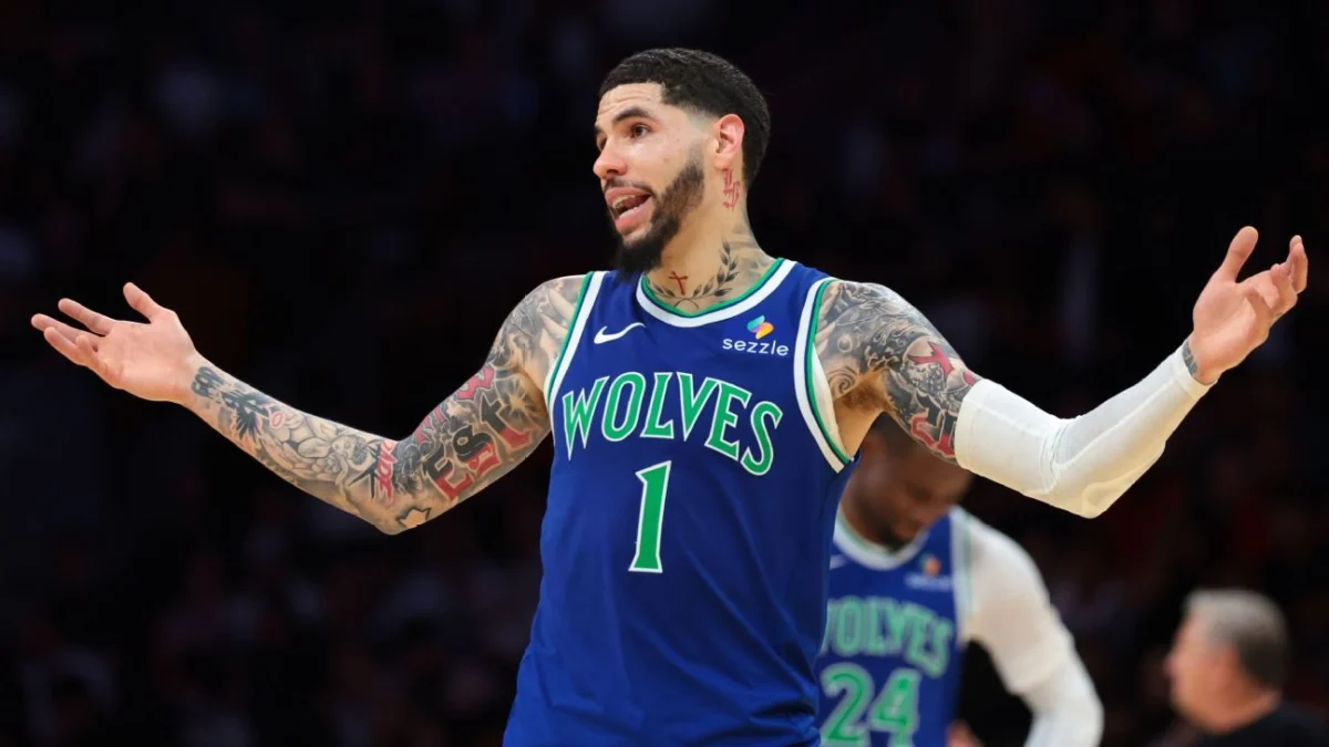 NBA Refs Confirm LaMelo Ball Traveled on 3-Point Play