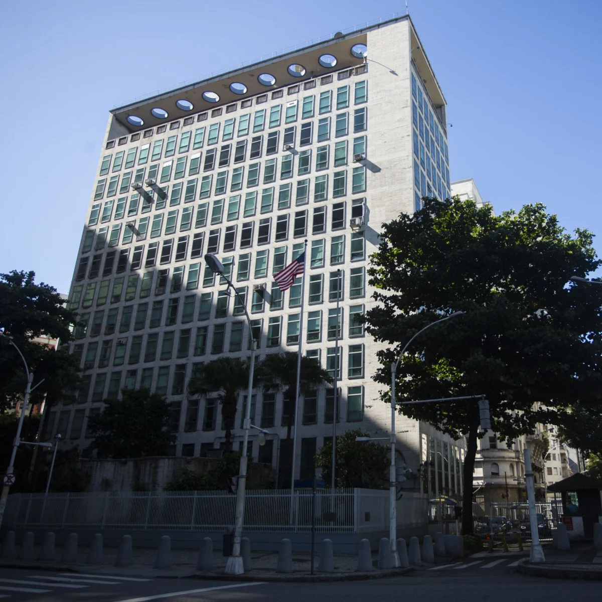 U.S. Suspends Brazil Consular Services Ahead of Election