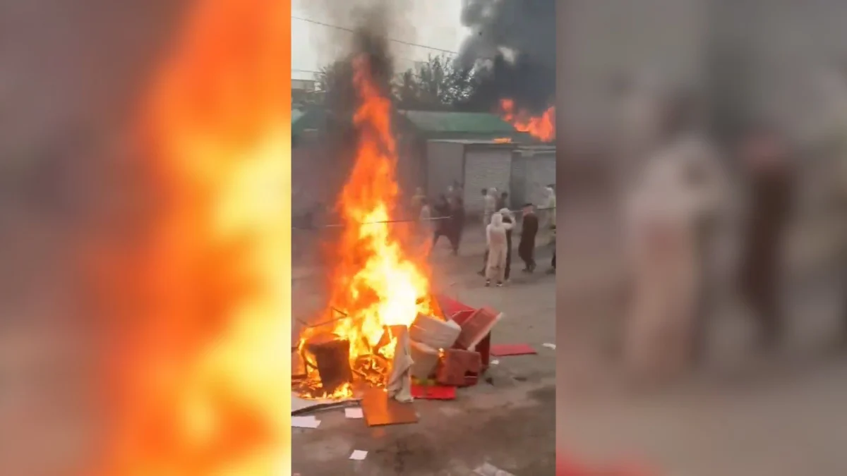 Protests Clash With Police in Pakistan Over Emergency Rule