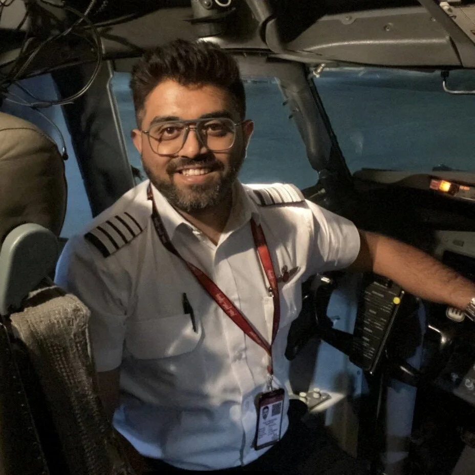 FlyDubai Pilot Hailed as Hero After Cockpit Stabbing Incident