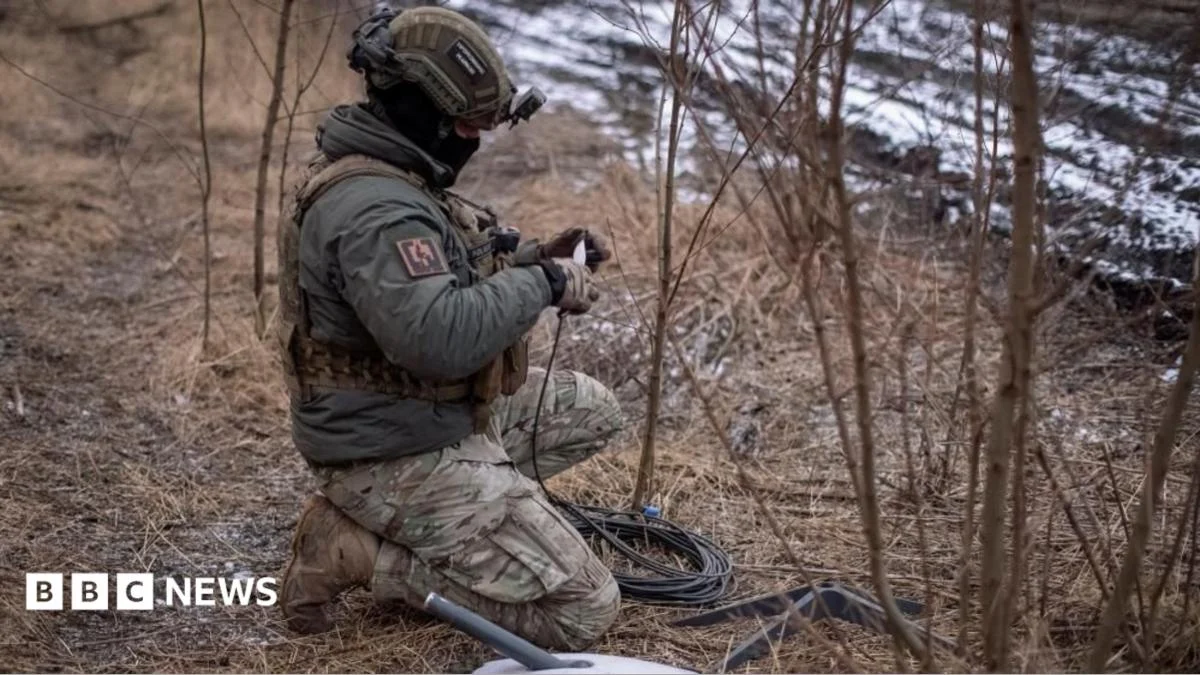 Starlink Internet Powers Ukraine Military Communications