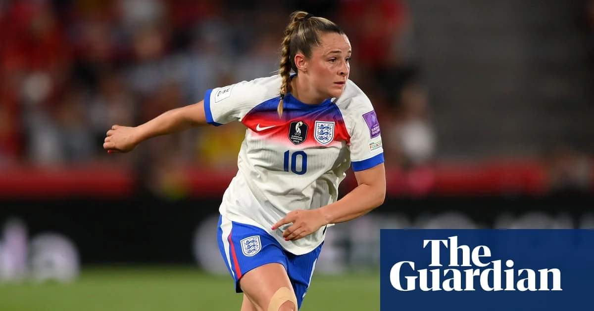 Wiegman Recalls Toone to England Squad After Lucy Bronze Injury