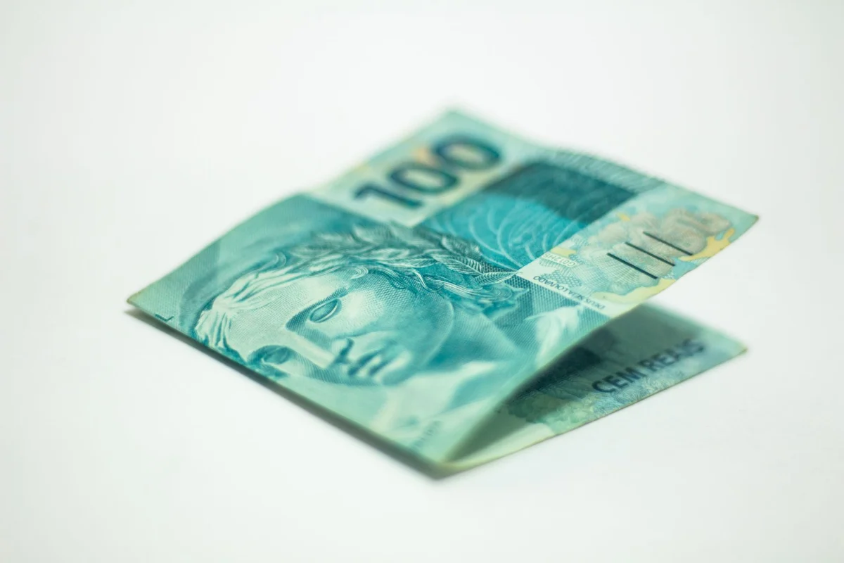 Brazil Markets Surge After Bolsonaro First-Round Upset Win