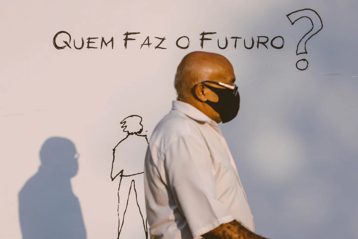 Brazil Voters Choose Between Lula and Bolsonaro as Campaigns End