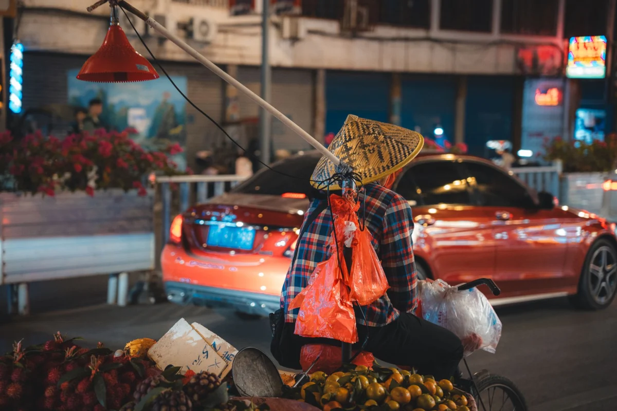 China Car Sales Downturn Persists as Exports Hold Steady