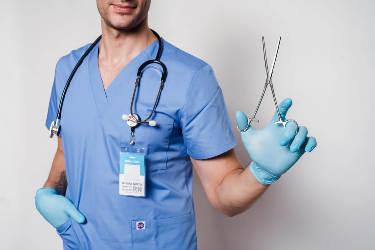 Doctors Without Borders Ebola responder tests positive for virus